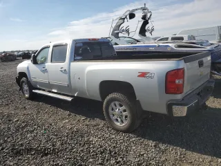 2011 Chevrolet Silverado 3500HD DRW LTZ with VIN 1GC4K1C87BF112863, listed as a Copart auction lot 72008374 with 179,772 mi miles and Salvage Title. Bid and sale history available at carsss.com. Image 2.