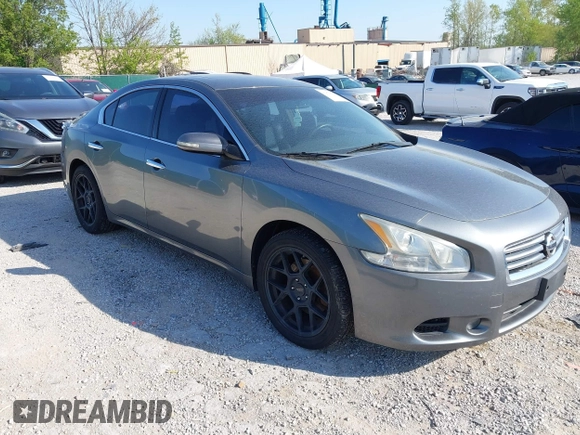2014 Nissan Maxima 3.5 S with VIN 1N4AA5AP9EC457184, listed as a IAAI auction lot 41874709 with 133,700 mi miles. Bid and sale history available at carsss.com. Image 1.