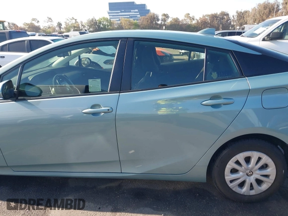 2022 Toyota Prius L Eco with VIN JTDKAMFU8N3188831, listed as a IAAI auction lot 42021222 with 39,629 mi miles and . Bid and sale history available at DreamBid. Image 15.