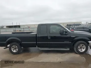 2001 Ford Super Duty F-250 XL with VIN 1FTNX20F01EA27544, listed as a IAAI auction lot 41395573 with 320,395 mi miles. Bid and sale history available at carsss.com. Image 13.