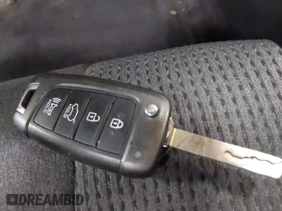 2019 Hyundai Santa Fe SE z VIN 5NMS2CAD3KH125454, wystawiony jako IAAI lot #42400534 z przebiegiem 75 155 mil mil oraz . Historia ofert i sprzedaży dostępna na DreamBid. Obrazek 11.