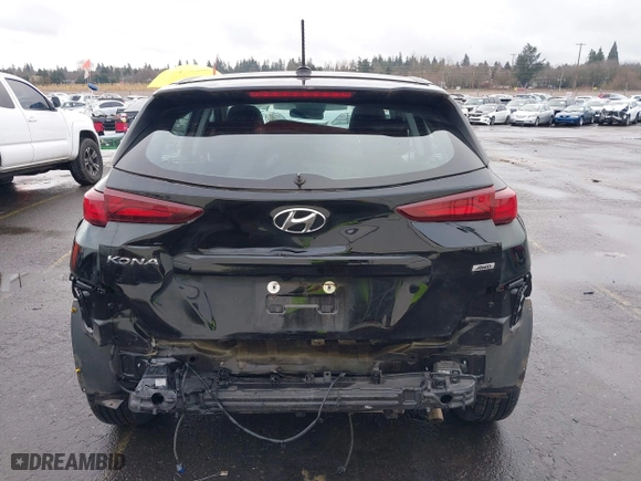 2020 Hyundai Kona SE with VIN KM8K1CAA4LU586144, listed as a IAAI auction lot 41158718 with 19,951 mi miles. Bid and sale history available at carsss.com. Image 6.