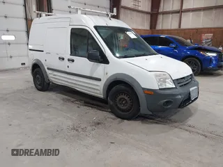 2010 Ford Transit Connect XL z VIN NM0LS7ANXAT005567, wystawiony jako IAAI lot #42559992 z przebiegiem 203 955 mil mil oraz . Historia ofert i sprzedaży dostępna na DreamBid. Obrazek 1.