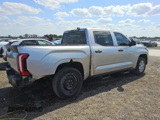 2022 Toyota Tundra 2WD SR with VIN 5TFKB5AB8NX006014, listed as a Copart auction lot 50787525 with 78,712 mi miles and Clean Title. Bid and sale history available at carsss.com. Image 3.