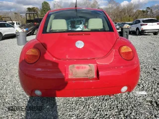 2005 Volkswagen New Beetle Coupe GL with VIN 3VWBK31C25M411138, listed as a Copart auction lot 81257144 with 119,906 mi miles and Salvage Title. Bid and sale history available at carsss.com. Image 6.