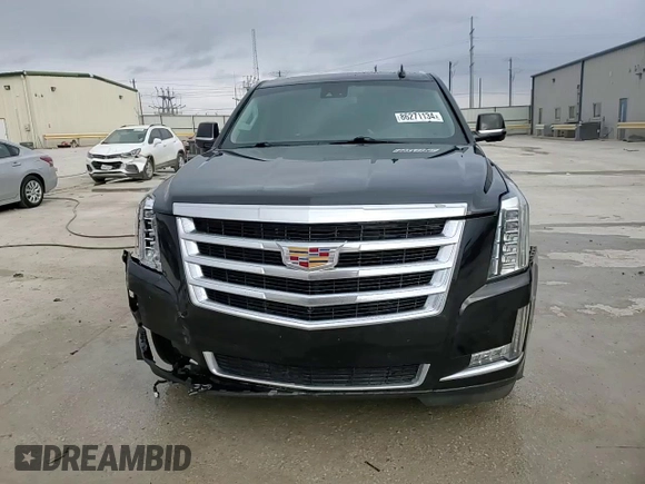 2018 Cadillac Escalade Luxury z VIN 1GYS3BKJ3JR370626, wystawiony jako Copart lot #86271134 z przebiegiem Nie podano mil oraz Szkody całkowita. Historia ofert i sprzedaży dostępna na DreamBid. Obrazek 15.