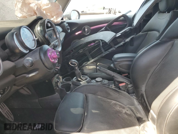 2015 MINI Hardtop S with VIN WMWXP7C52F2A38837, listed as a Copart auction lot 47896825 with 68,784 mi miles and Salvage Title. Bid and sale history available at DreamBid. Image 7.