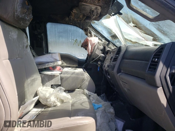 2018 Ford F-250 XL with VIN 1FD7X2B60JEB23062, listed as a Copart auction lot 43446402 with Not provided miles and Salvage title. Bid and sale history available at DreamBid. Image 5.