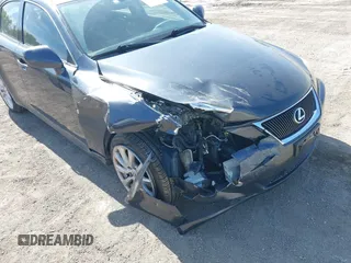 2006 Lexus IS 250 z VIN JTHCK262465007863, wystawiony jako IAAI lot #42231541 z przebiegiem 173 919 mil mil oraz . Historia ofert i sprzedaży dostępna na DreamBid. Obrazek 6.