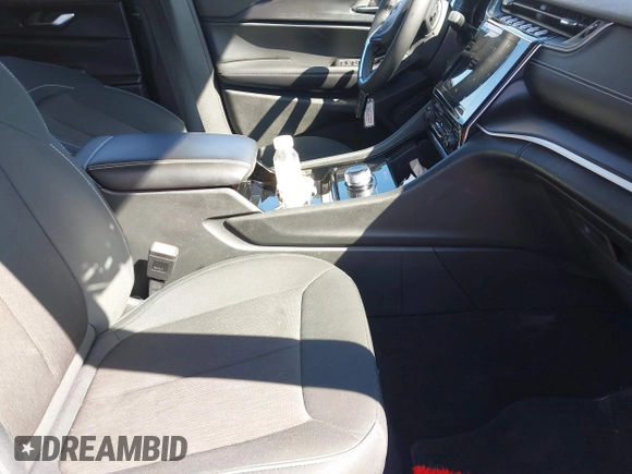 2023 Jeep Grand Cherokee Laredo with VIN 1C4RJKAG4P8886122, listed as a IAAI auction lot 41890848 with 53,739 mi miles and . Bid and sale history available at DreamBid. Image 5.