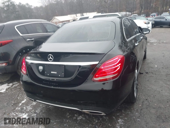 2015 Mercedes-Benz C-Class C 300 with VIN 55SWF4JB9FU089625, listed as a IAAI auction lot 41538932 with 129,101 mi miles. Bid and sale history available at carsss.com. Image 16.