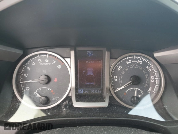 2017 Toyota Tacoma SR5 z VIN 5TFCZ5AN2HX113588, wystawiony jako Copart lot #57992705 z przebiegiem 55 333 mil mil oraz Nie do naprawy • Non repairable. Historia ofert i sprzedaży dostępna na DreamBid. Obrazek 9.
