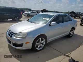 2010 Volkswagen Jetta Limited Edition with VIN 3VWRX7AJ4AM009427, listed as a Copart auction lot 61630225 with 206,090 mi miles and Salvage title. Bid and sale history available at DreamBid. Image 1.