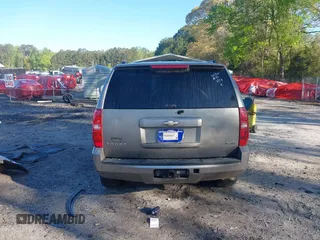2008 Chevrolet Tahoe 1LT z VIN 1GNFC13048R216130, wystawiony jako IAAI lot #42020994 z przebiegiem 300 721 mil mil oraz . Historia ofert i sprzedaży dostępna na DreamBid. Obrazek 17.