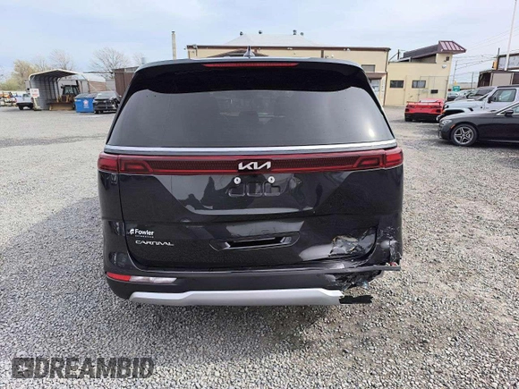 2024 Kia Carnival EX with VIN KNDNC5H31R6421390, listed as a Copart auction lot 55661565 with 18,515 mi miles and Salvage Title. Bid and sale history available at DreamBid. Image 6.