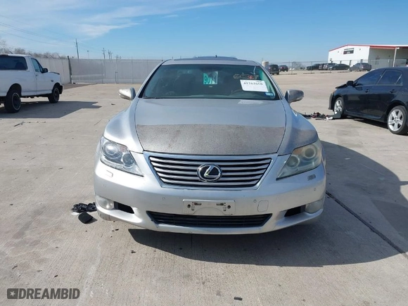 2010 Lexus LS 460 L with VIN JTHGL5EF4A5041475, listed as a IAAI auction lot 41262658 with NaN miles. Bid and sale history available at carsss.com. Image 12.