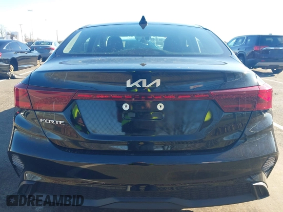 2024 Kia Forte LXS with VIN 3KPF24AD0RE818703, listed as a IAAI auction lot 41101217 with 2,870 mi miles. Bid and sale history available at carsss.com. Image 16.