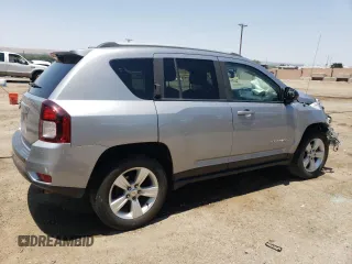 2016 Jeep Compass Sport z VIN 1C4NJDBB8GD631624, wystawiony jako Copart lot #61250695 z przebiegiem 124 133 mil mil oraz Szkoda całkowita • Salvage title. Historia ofert i sprzedaży dostępna na DreamBid. Obrazek 3.