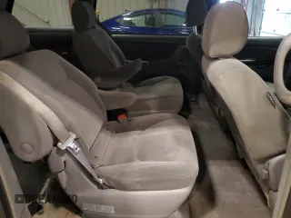 2005 Toyota Sienna LE with VIN 5TDBA23C05S047380, listed as a Copart auction lot 48168415 with 101,252 mi miles and Non Repairable. Bid and sale history available at carsss.com. Image 12.