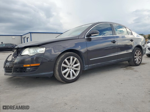 2007 Volkswagen CC VR6 Sport with VIN WVWEU73C97E182528, listed as a Copart auction lot 73439444 with 154,007 mi miles and Salvage Title. Bid and sale history available at carsss.com. Image 1.