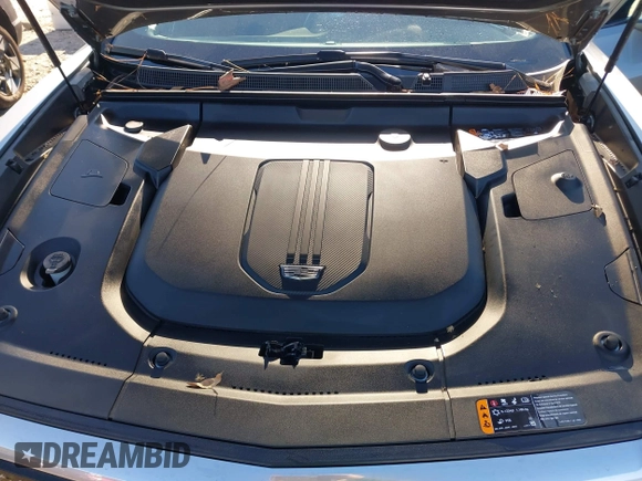2024 Cadillac LYRIQ Luxury z VIN 1GYKPSRL0RZ127699, wystawiony jako IAAI lot #41358921 z przebiegiem 1114 mil mil oraz . Historia ofert i sprzedaży dostępna na DreamBid. Obrazek 10.