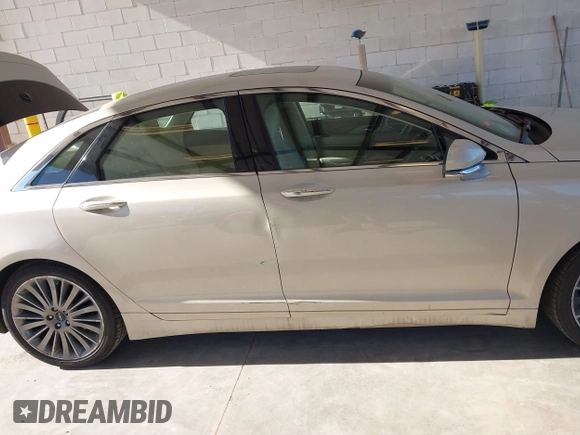 2014 Lincoln MKZ Hybrid с VIN 3LN6L2LU3ER815081, выставлен на аукционе IAAI как лот 42620562 с пробегом 133 377 миль миль и . История ставок и продаж доступна на DreamBid. Изображение 14.