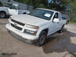 2012 Chevrolet Colorado Work Truck with VIN 1GCESBF90C8142937, listed as a IAAI auction lot 42088633 with 186,515 mi miles. Bid and sale history available at carsss.com. Image 2.