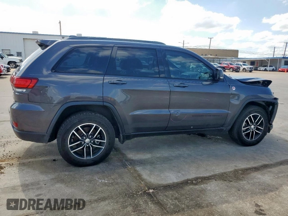 2018 Jeep Grand Cherokee Trailhawk with VIN 1C4RJFLG7JC467934, listed as a Copart auction lot 56193335 with 57,578 mi miles and Salvage title. Bid and sale history available at DreamBid. Image 3.