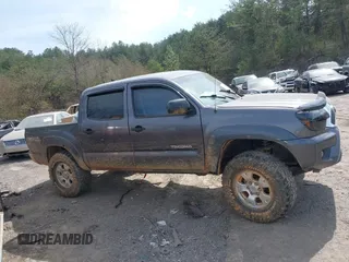 2015 Toyota Tacoma with VIN 5TFLU4EN9FX111322, listed as a IAAI auction lot 41621064 with 1 mi miles. Bid and sale history available at carsss.com. Image 12.
