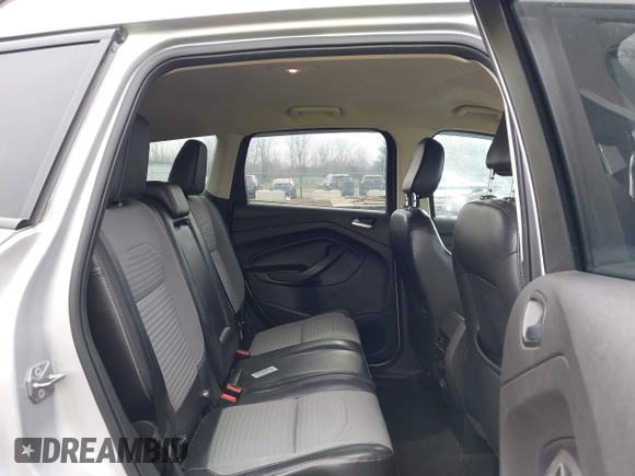 2019 Ford Escape SE with VIN 1FMCU9GD7KUB29309, listed as a IAAI auction lot 41876535 with 90,688 mi miles. Bid and sale history available at carsss.com. Image 8.