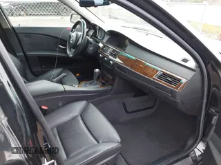 2007 BMW 5 Series 530i with VIN WBANE735X7CM46704, listed as a IAAI auction lot 41766712 with 172,163 mi miles. Bid and sale history available at carsss.com. Image 5.
