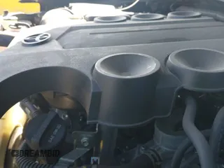 2019 Toyota 4Runner SR5 с VIN JTEBU5JR6K5704454, выставлен на аукционе IAAI как лот 42516545 с пробегом 64 759 миль миль и . История ставок и продаж доступна на DreamBid. Изображение 20.