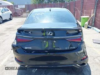 2019 Lexus ES 350 with VIN 58ABZ1B14KU027650, listed as a IAAI auction lot 42509780 with 96,281 mi miles and . Bid and sale history available at DreamBid. Image 15.