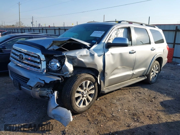 2015 Toyota Sequoia Limited with VIN 5TDJW5G14FS124552, listed as a IAAI auction lot 41692068 with 170,397 mi miles. Bid and sale history available at carsss.com. Image 2.