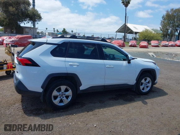 2019 Toyota RAV4 XLE with VIN 2T3W1RFV6KC024382, listed as a IAAI auction lot 42178430 with 118,663 mi miles and . Bid and sale history available at DreamBid. Image 13.