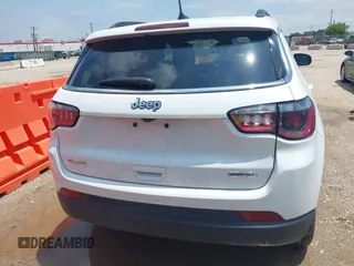 2024 Jeep Compass Latitude with VIN 3C4NJDBN6RT132814, listed as a IAAI auction lot 42437911 with 32,189 mi miles and . Bid and sale history available at DreamBid. Image 16.