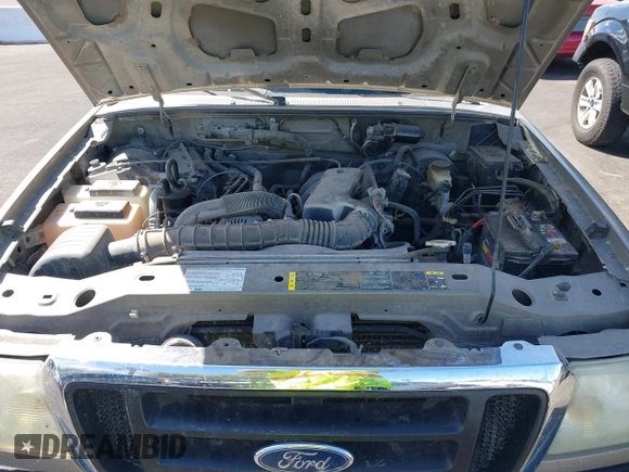 2004 Ford Ranger XL with VIN 1FTYR14U44PB33899, listed as a IAAI auction lot 42116374 with 179,914 mi miles. Bid and sale history available at carsss.com. Image 10.