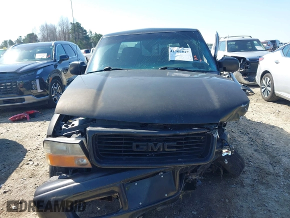 2004 GMC Sonoma SLS with VIN 1GTDT13X74K107743, listed as a IAAI auction lot 41767517 with 254,323 mi miles. Bid and sale history available at carsss.com. Image 13.