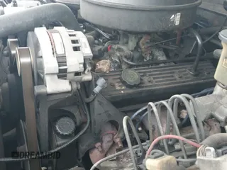 1994 Chevrolet Suburban z VIN 1GNFK16K4RJ369347, wystawiony jako IAAI lot #43410847 z przebiegiem 170 840 mil mil oraz . Historia ofert i sprzedaży dostępna na DreamBid. Obrazek 12.