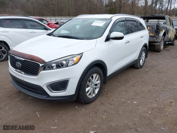 2016 Kia Sorento LX with VIN 5XYPG4A59GG053750, listed as a IAAI auction lot 41715747 with 110,323 mi miles. Bid and sale history available at carsss.com. Image 17.