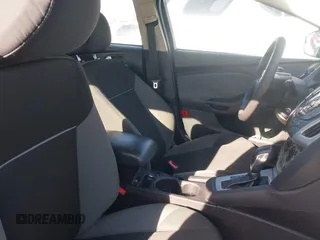 2014 Ford Focus SE with VIN 1FADP3F2XEL315908, listed as a IAAI auction lot 41843004 with 114,203 mi miles. Bid and sale history available at carsss.com. Image 5.
