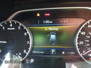 2018 Nissan Murano SV with VIN 5N1AZ2MG7JN157697, listed as a IAAI auction lot 42190907 with 79,615 mi miles and . Bid and sale history available at carsss.com. Image 15.