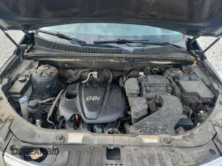 2012 Kia Sorento LX z VIN 5XYKT4A67CG237867, wystawiony jako Copart lot #59290895 z przebiegiem 276 190 mil mil oraz Szkoda całkowita • Salvage title. Historia ofert i sprzedaży dostępna na DreamBid. Obrazek 12.