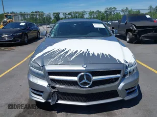 2013 Mercedes-Benz CLS 550 с VIN WDDLJ9BBXDA058040, выставлен на аукционе IAAI как лот 42159011 с пробегом 128 487 миль миль и . История ставок и продаж доступна на DreamBid. Изображение 12.
