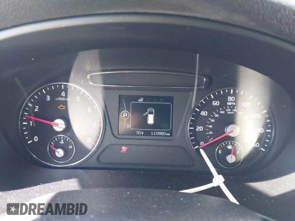 2016 Kia Sorento EX with VIN 5XYPHDA54GG087396, listed as a IAAI auction lot 42242484 with 110,980 mi miles and . Bid and sale history available at DreamBid. Image 7.