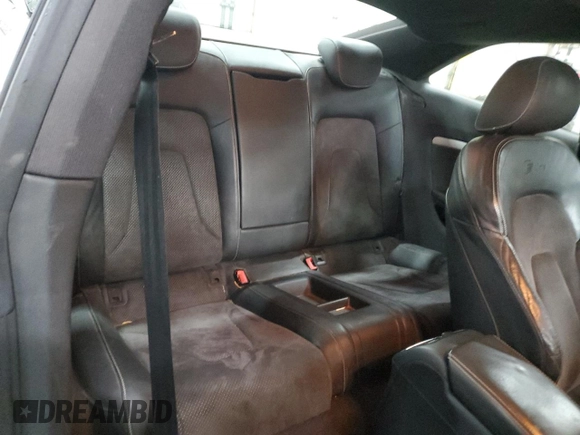2009 Audi A5 z VIN WAUDK78T59A051677, wystawiony jako Copart lot #44364485 z przebiegiem 88 548 mil mil oraz Szkoda całkowita • Salvage title. Historia ofert i sprzedaży dostępna na DreamBid. Obrazek 10.