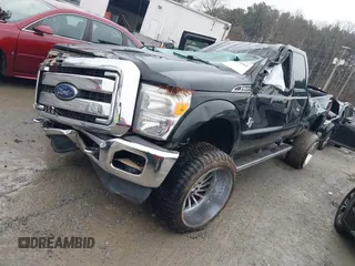 2015 Ford F-250 Lariat z VIN 1FT7W2BT9FEA32392, wystawiony jako IAAI lot #41420965 z przebiegiem Nie podano mil oraz . Historia ofert i sprzedaży dostępna na DreamBid. Obrazek 2.