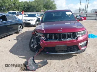 2024 Jeep Grand Cherokee с VIN 1C4RJYB67RC117428, выставлен на аукционе IAAI как лот 42571725 с пробегом 46 736 миль миль и . История ставок и продаж доступна на DreamBid. Изображение 13.