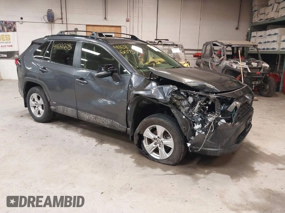 2021 Toyota RAV4 Hybrid XLE with VIN JTMRWRFV2MD125979, listed as a IAAI auction lot 41686695 with 79,737 mi miles. Bid and sale history available at carsss.com. Image 1.