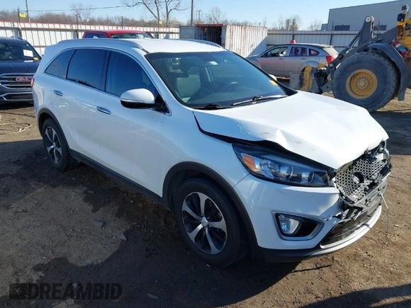 2017 Kia Sorento EX V6 with VIN 5XYPH4A56HG222220, listed as a IAAI auction lot 41330218 with 189,235 mi miles. Bid and sale history available at carsss.com. Image 1.